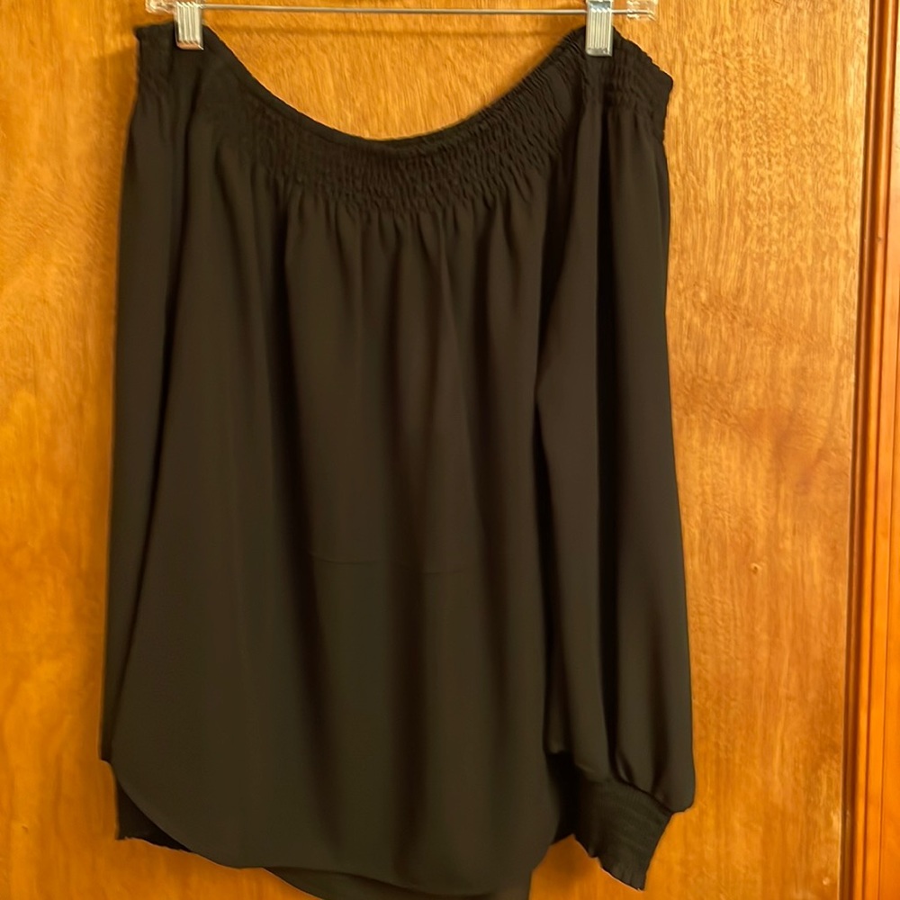 NWT - off shoulder blouse